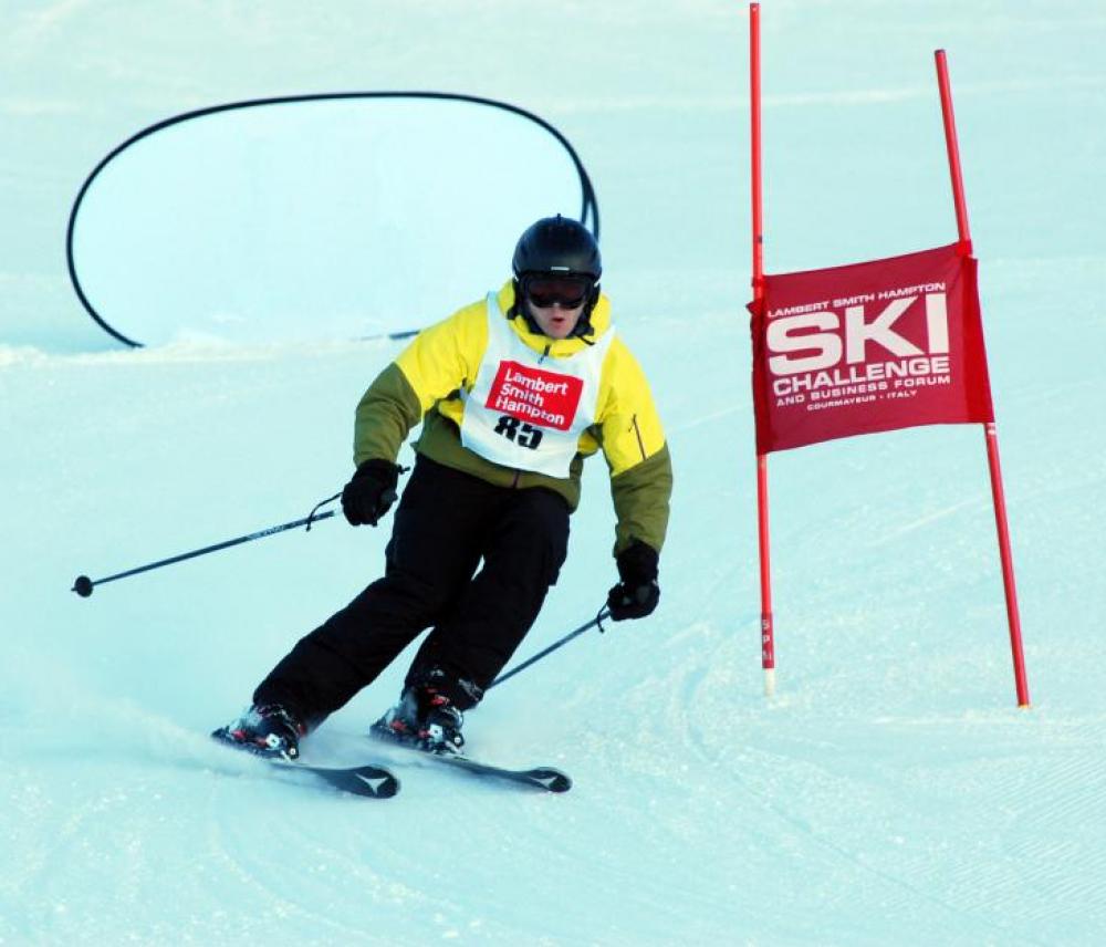 Roger Reid Slides in to Ski Challenge